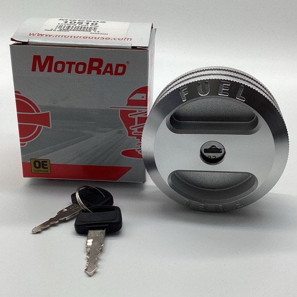 MotoRad 05-09 Mustang Billet Locking Gas Cap Kit - Brand New In Box - Picture 3 of 14